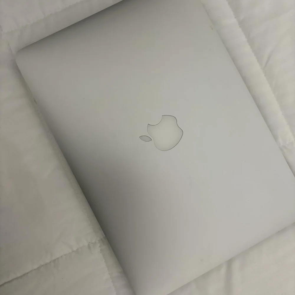 Apple MacBook - Silver and Black